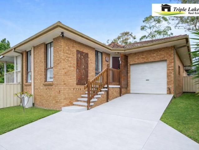 House for sale in Summerland Point, New South Wales