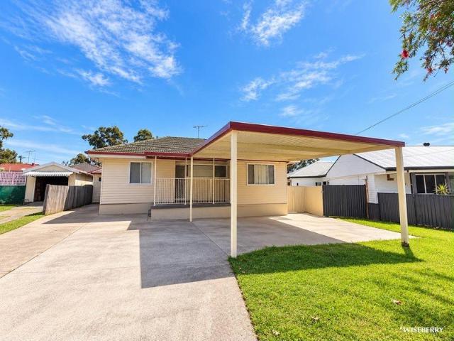 House for rent in Casula, Sydney