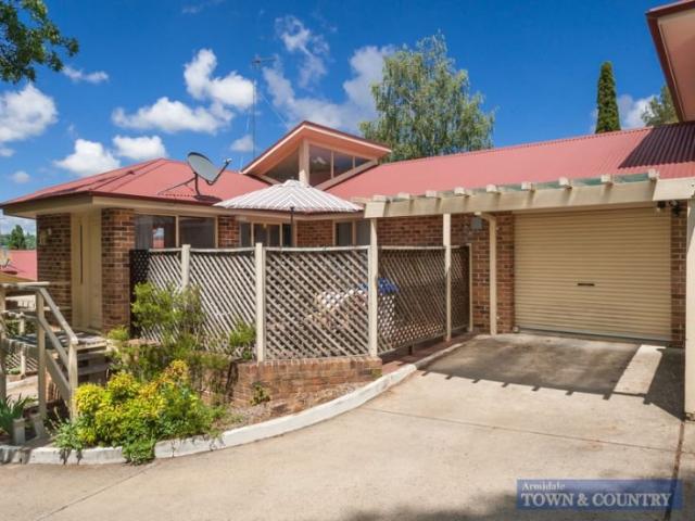 Villa for rent in North Hill, Armidale