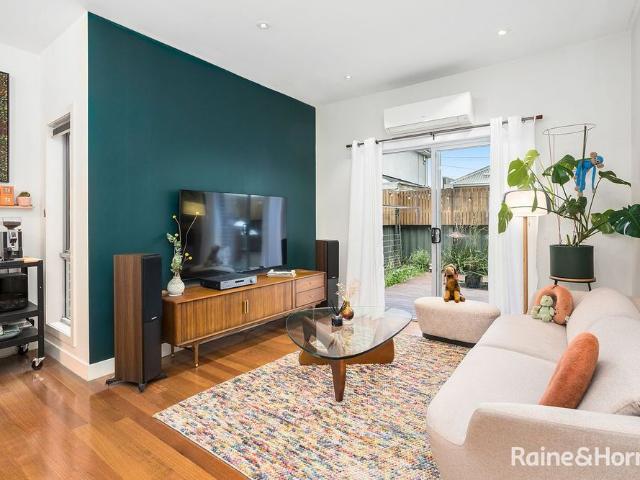 Townhouse for rent in Camerons Creek, Victoria
