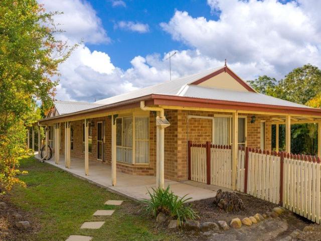 House for sale in Araluen, Queensland