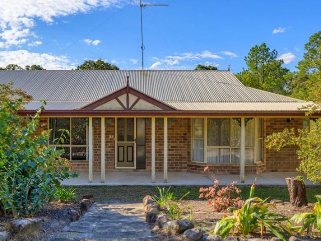 House for sale in Araluen, Queensland