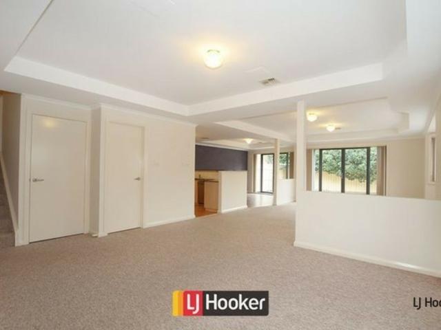 Townhouse for rent in Lyneham, Australian Capital Territory