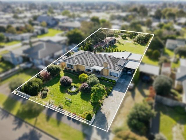 House for sale in Coalville, Victoria