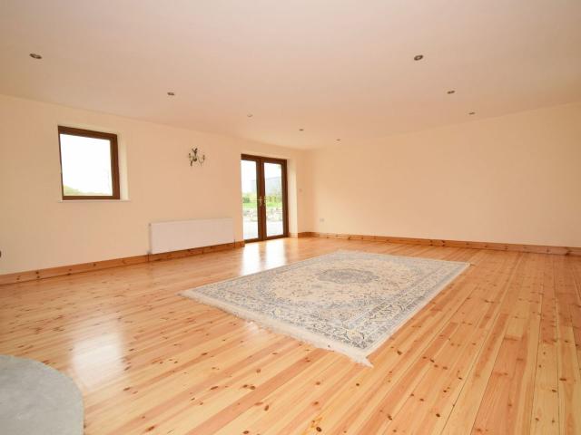 Farm for sale in Ballymote