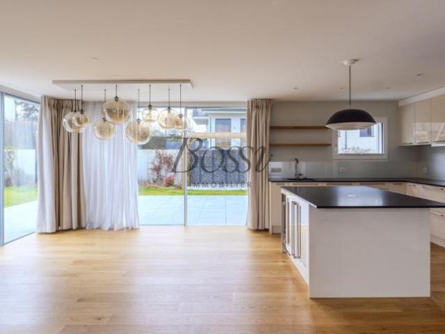 Haus kaufen in Nyon, Waadt