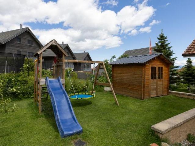 Haus kaufen in Essertines-sur-Rolle, Waadt