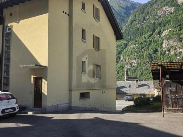 Haus kaufen in Giornico, Tessin