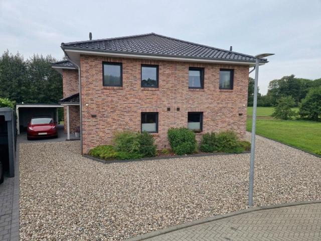 Doppelhaushälfte mieten in Schmalfeld, Schleswig-Holstein