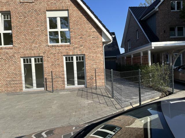 Doppelhaushälfte kaufen in Halstenbek, Schleswig-Holstein