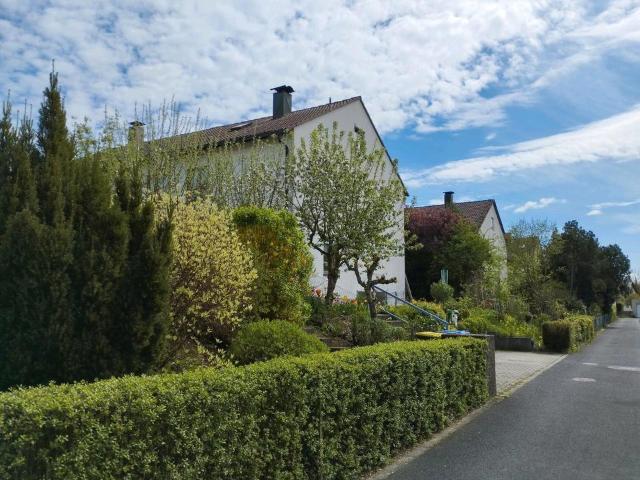 Haus kaufen in Oerlenbach, Bayern