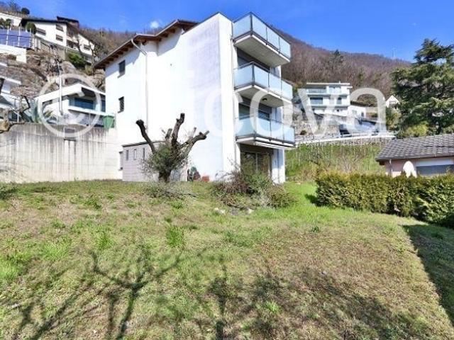 Einfamilienhaus kaufen in Gordola, Tessin
