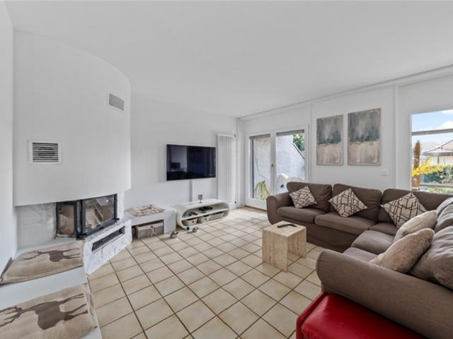 Reihenfamilienhaus kaufen in Renens, Waadt