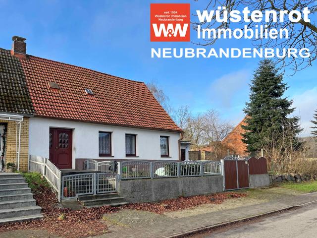 Doppelhaushälfte kaufen in Altentreptow, Mecklenburg-Vorpommern