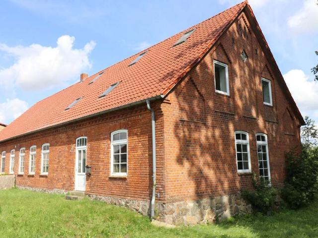 Haus kaufen in Behren-Lübchin, Landkreis Rostock