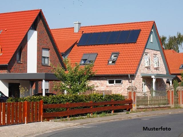 Doppelhaushälfte kaufen in Riegelsberg, Saarland
