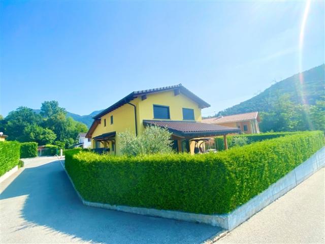 Einfamilienhaus kaufen in Taverne, Tessin