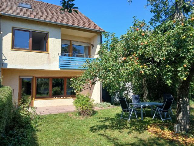 Doppelhaushälfte kaufen in Erdmannhausen, Baden-Württemberg
