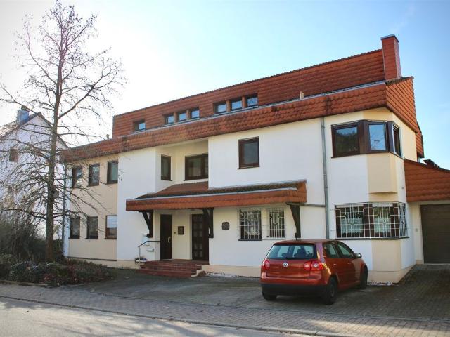 Doppelhaushälfte kaufen in Dossenheim, Baden-Württemberg