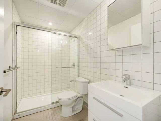 Apartment for rent in Ville-Marie, Montréal