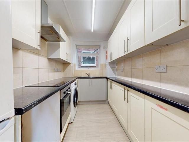 Apartment for rent in South Woodford, Greater London