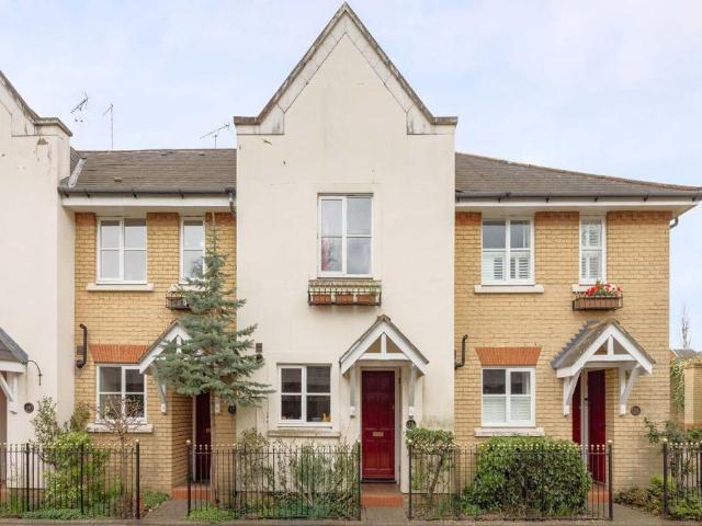 House for rent in St Margarets, Greater London