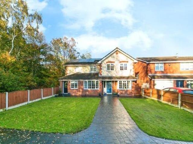 House for sale in Halton