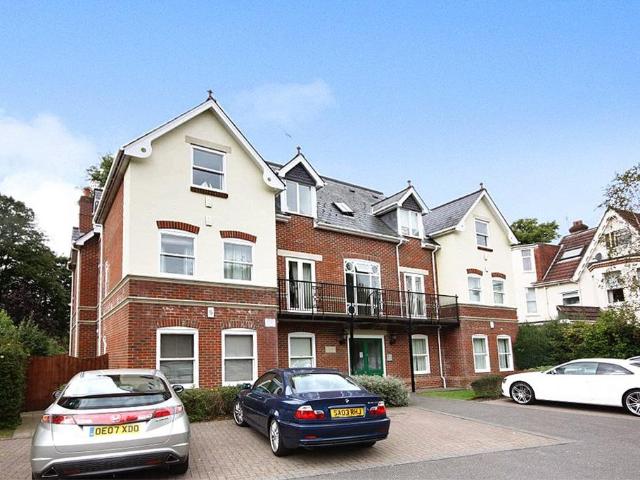 House for rent in Charminster, Bournemouth