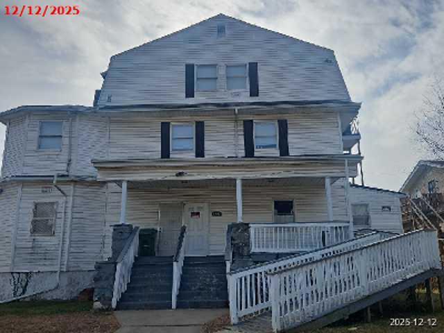 House for sale in Gibsonton, Maryland