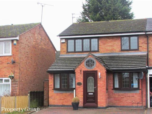 House for rent in Clifford Park, West Midlands