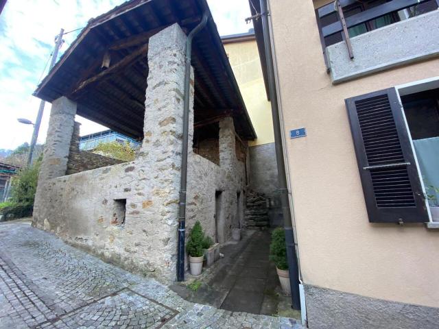 Immobilie kaufen in Collina d'Oro, Tessin