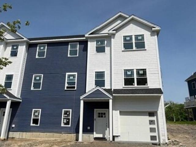 Condo for sale in Chelmsford, Massachusetts