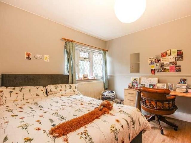 Room for rent in Wollaton Park, Haddon