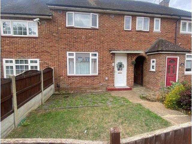House for rent in London Borough of Havering, Greater London