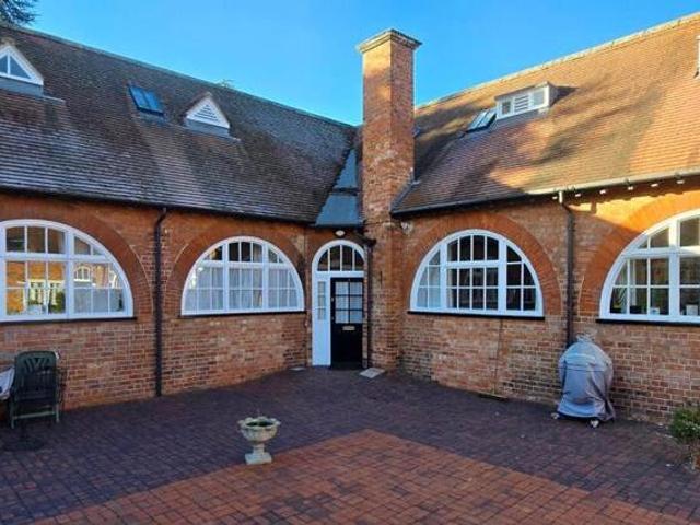 House for sale in Northampton, Northamptonshire