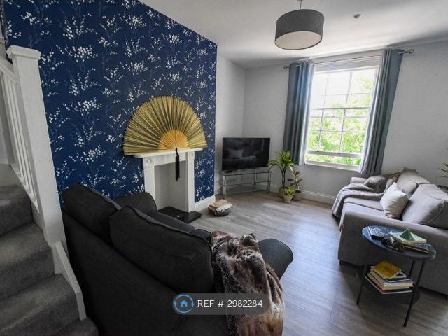 Apartment for rent in Milverton, Green Close