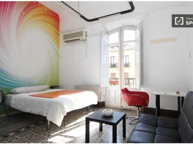 Piso en alquiler en Centro, Granada