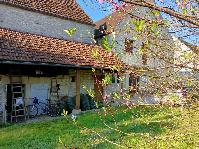 Maison vente à Clamecy, Dornecy
