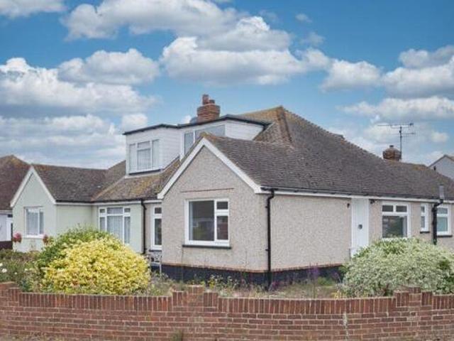 House for sale in Westwood, Acol