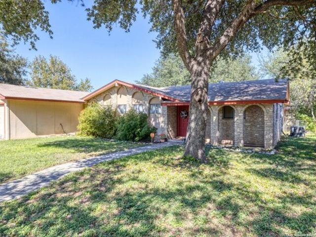 House for sale in Uvalde, Texas