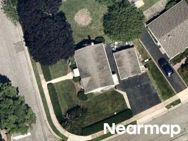 House for sale in Hicksville, Nassau County