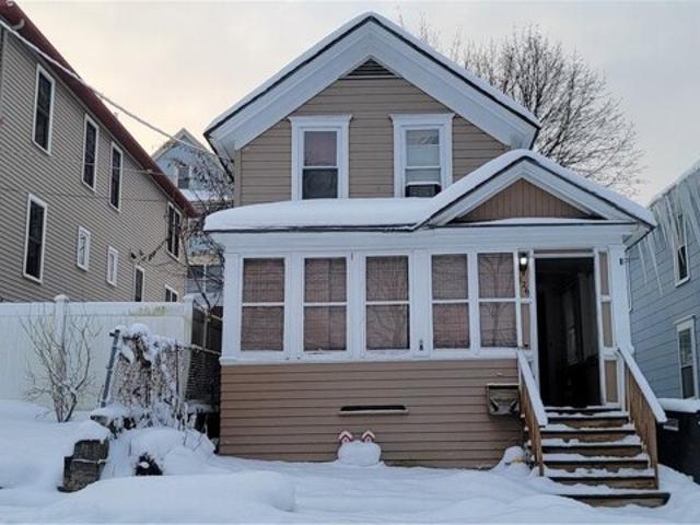 House for sale in Syracuse, New York