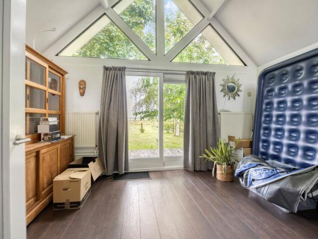 Appartement te huur in Watergang, Waterland