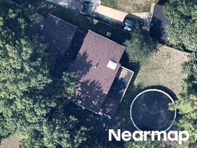 House for sale in Elyria