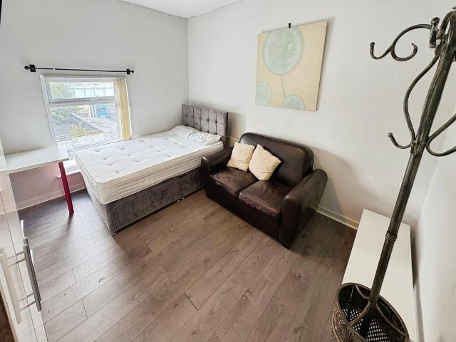 Apartment for rent in Tuebrook, Liverpool