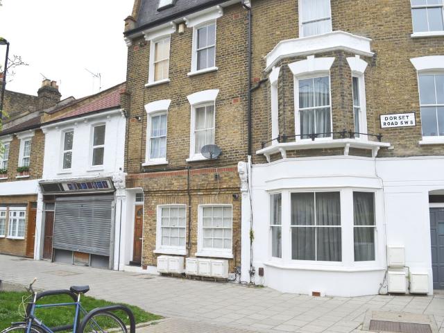 Apartment for rent in Oval, Greater London