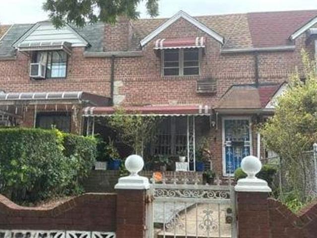 House for sale in Arverne, New York