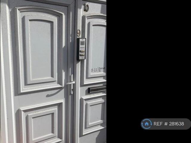 Apartment for rent in Queen's Park, Brighton