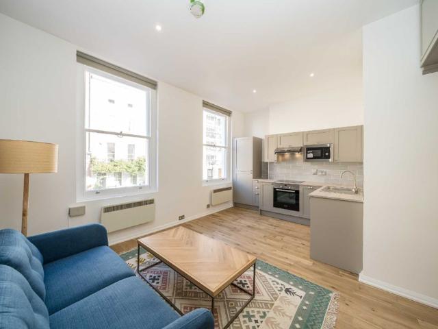 Apartment for rent in Marylebone, Greater London