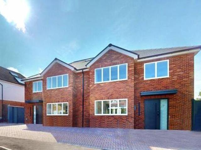 House for sale in Uxbridge, Greater London